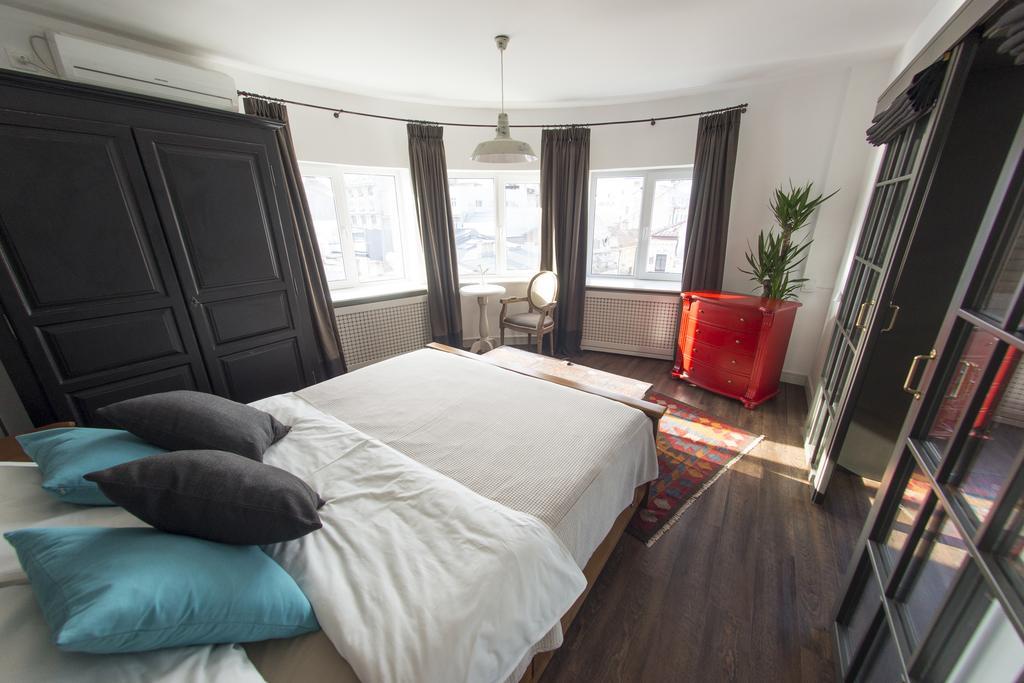 Bohemian Old Town Boutique Apartment Bukarest Kültér fotó